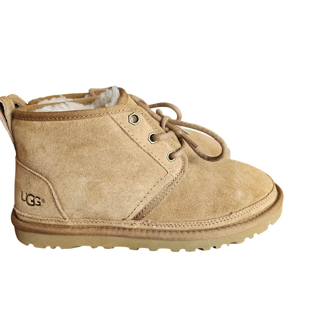 UGG Boots Neumel Chestnut Suede Chukka Lace Up‎ Men's Size 5 Women's Size 7